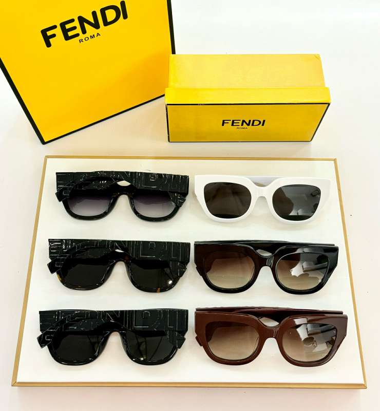 Picture of Fendi Sunglasses _SKUfw56829147fw